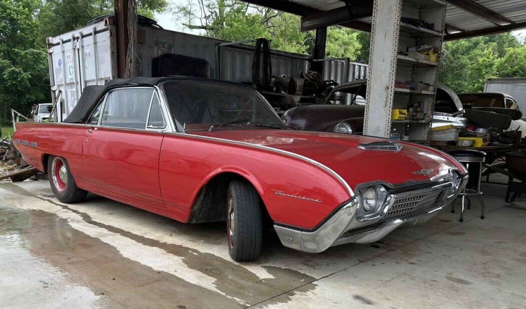1962 Ford Thunderbird — photo 2