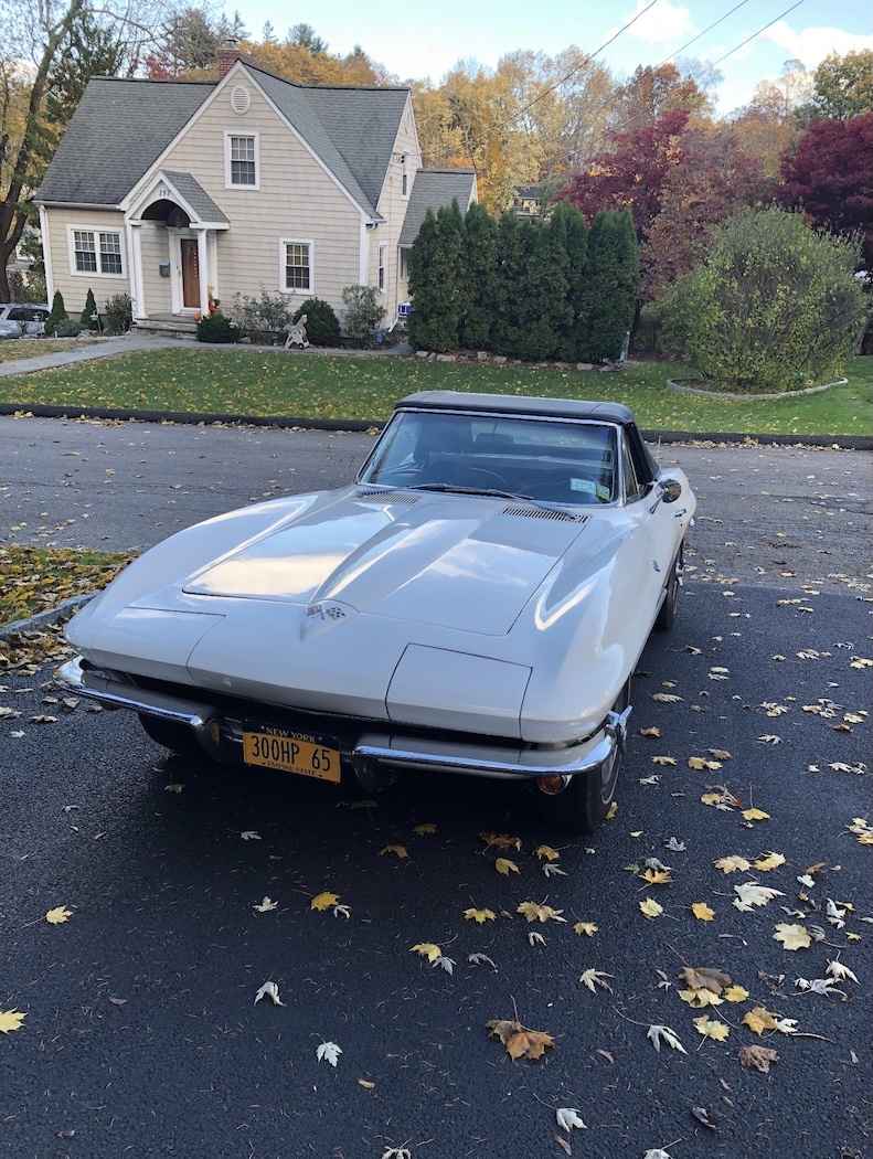 1965 Chevrolet Corvette — photo 2