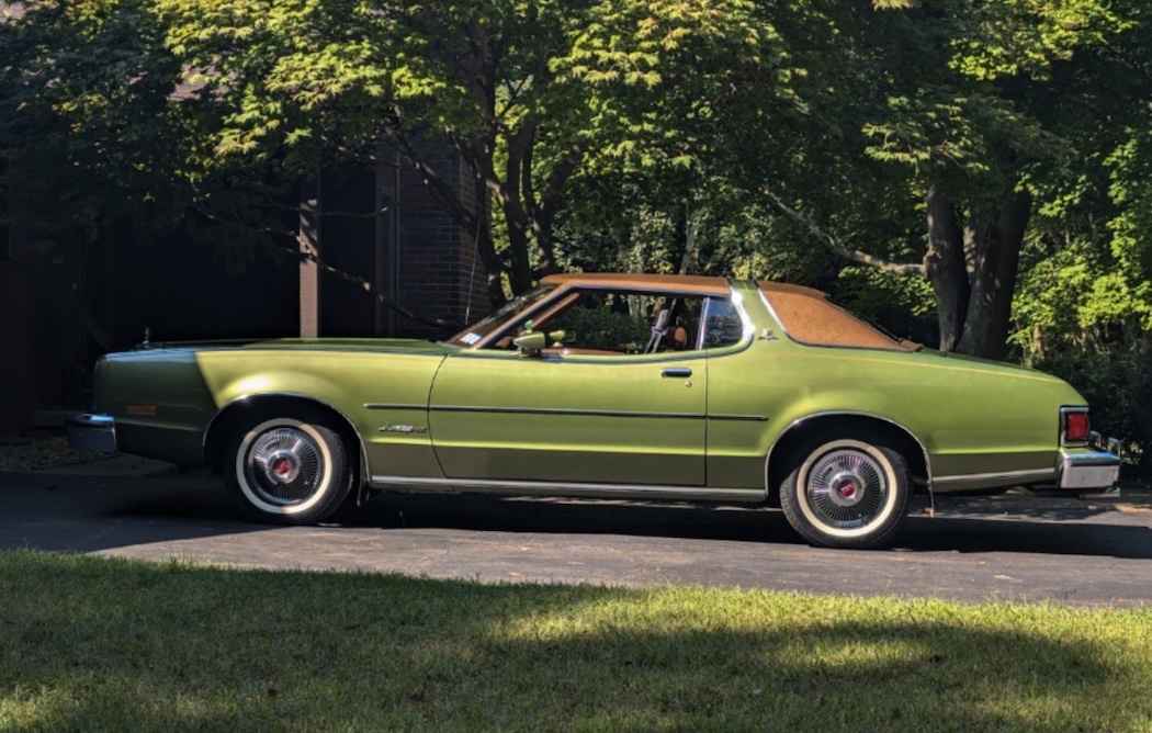 1974 Mercury Montego MX Brougham β photo 2