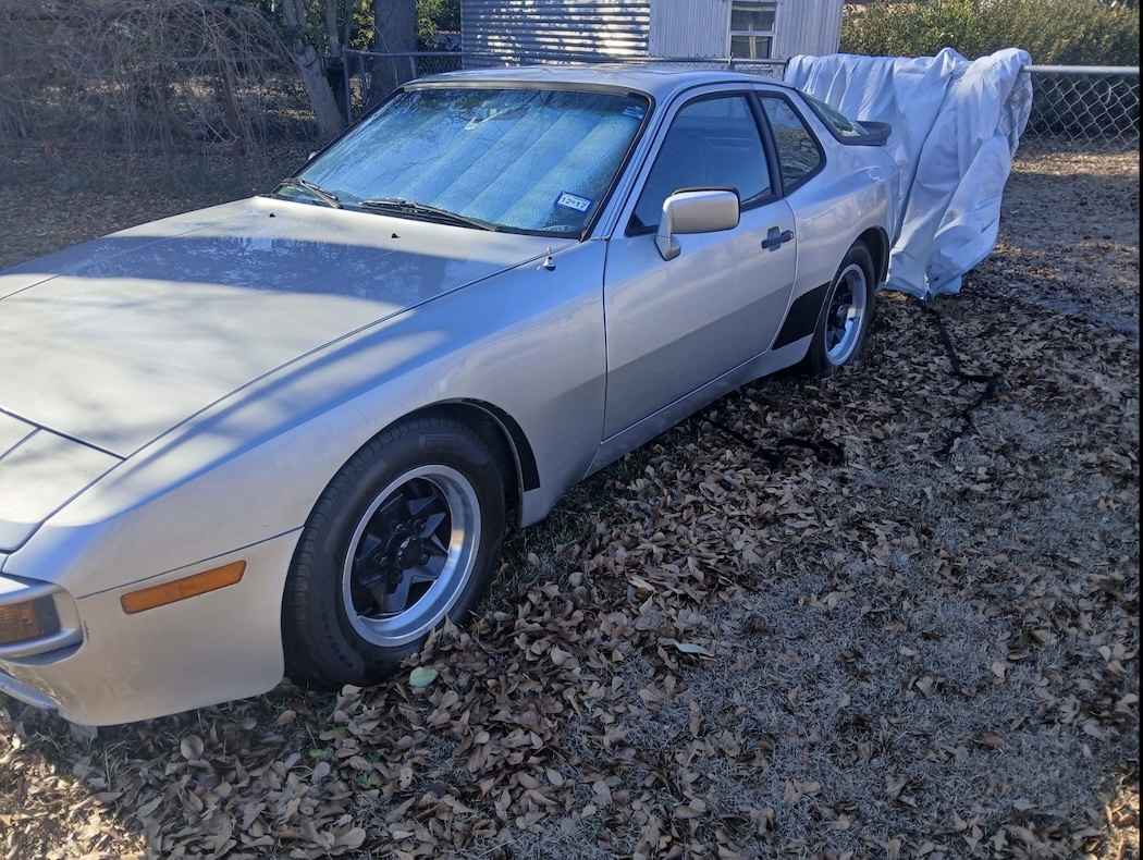 1983 Porsche 944 β photo 1