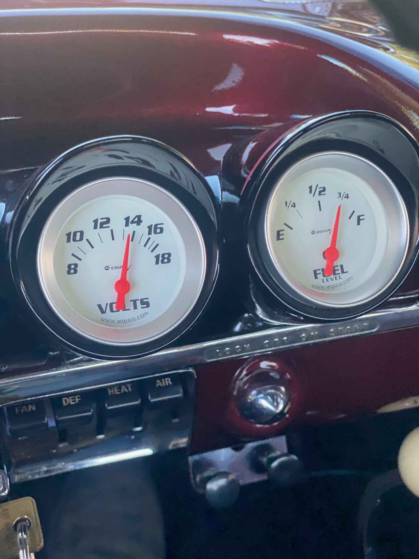 1957 Ford Custom — photo 23