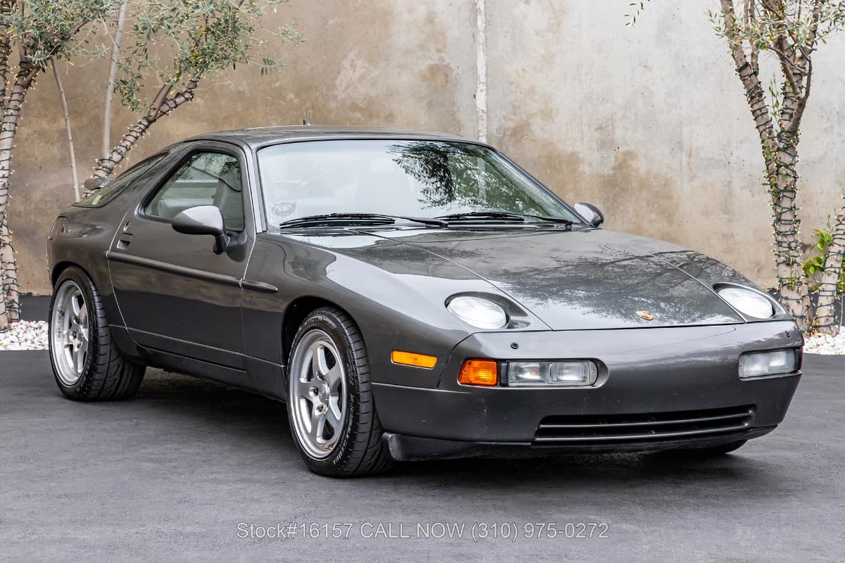 1993 Porsche 928GTS 5-Speed β photo 1