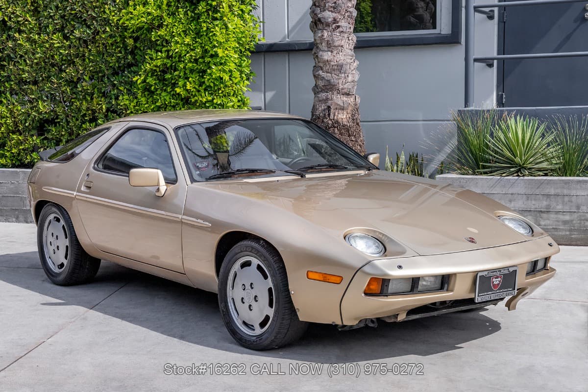 1983 Porsche 928S β photo 1