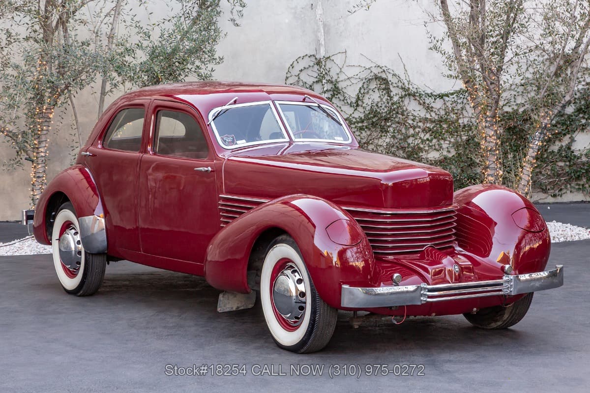 1936 Cord 810 Westchester Sedan β photo 1