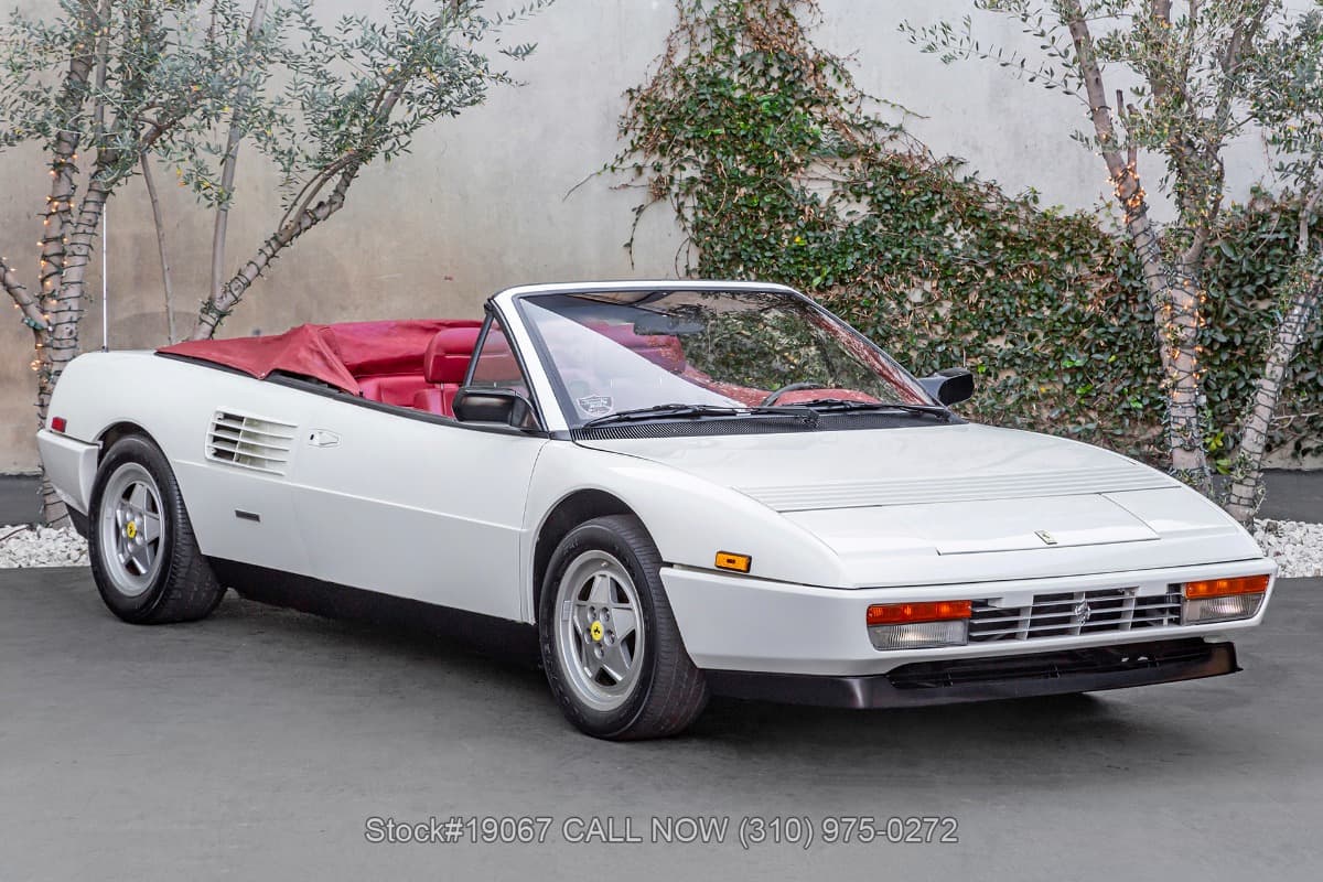 1990 Ferrari Mondial T Cabriolet β photo 1