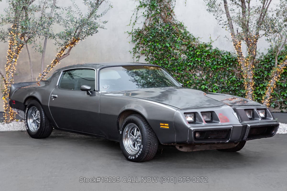 1981 Pontiac Firebird Formula Turbo β photo 1