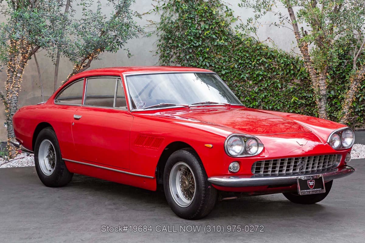 1964 Ferrari 330GT 2+2 Series I β photo 1