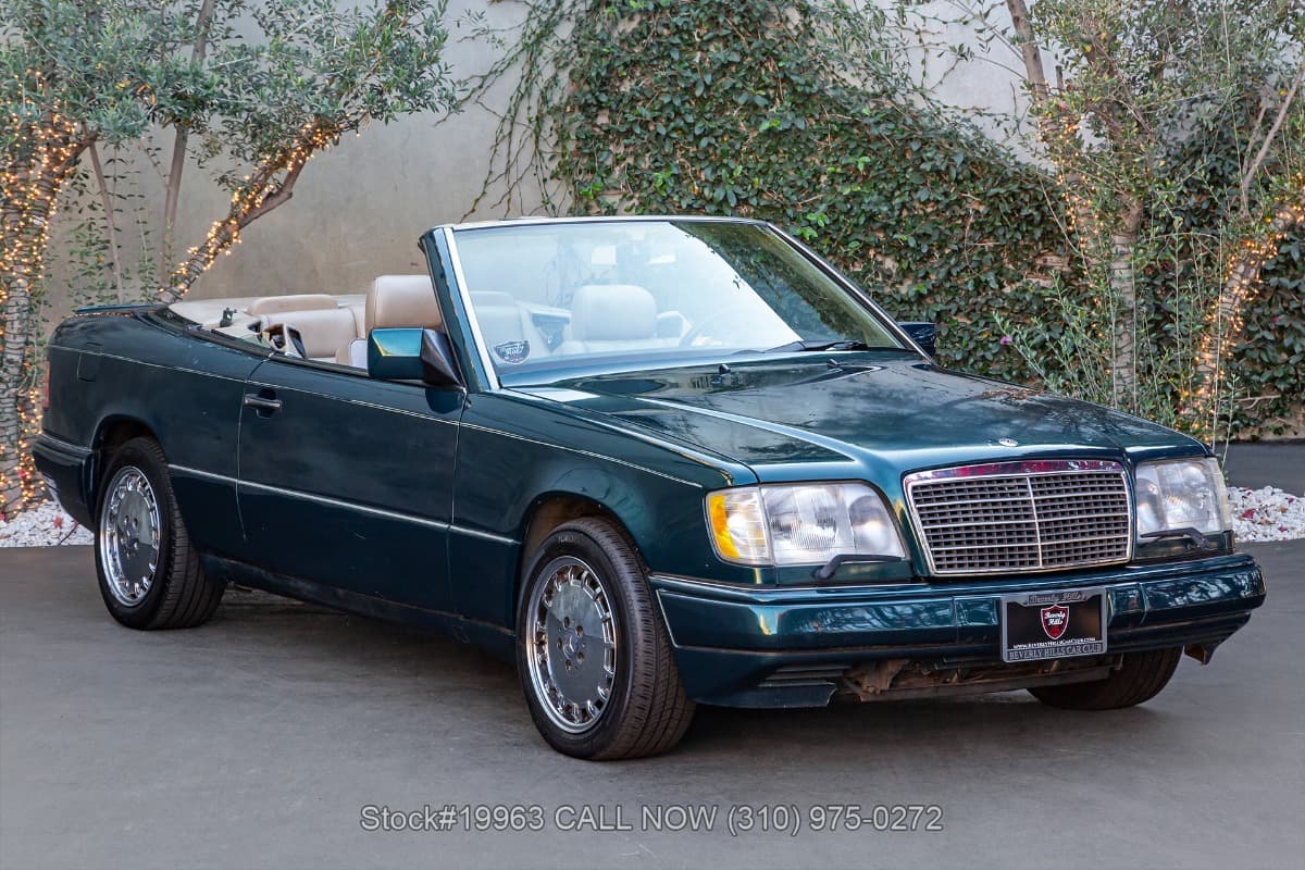 1995 Mercedes E320 Cabriolet β photo 1
