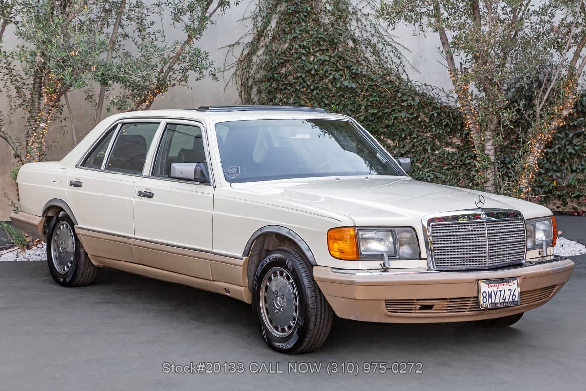 1989 Mercedes 560SEL — photo 1