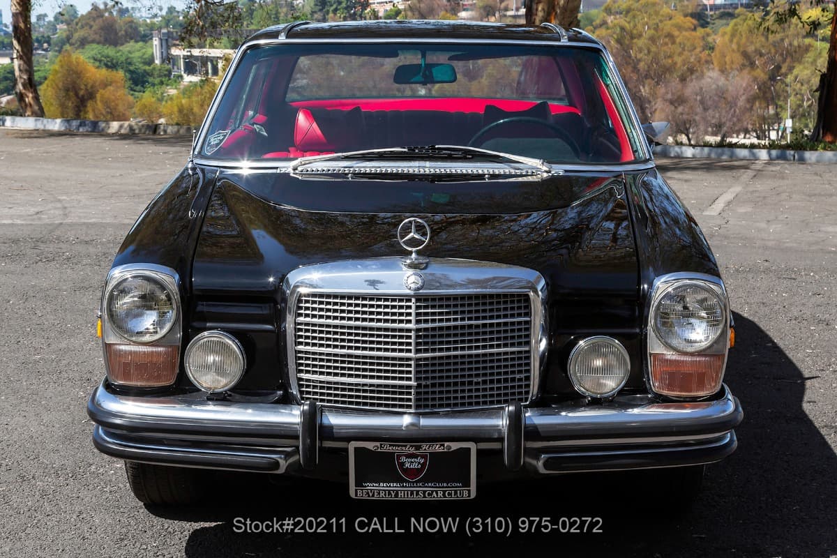 1972 Mercedes 250C 2.8L — photo 2