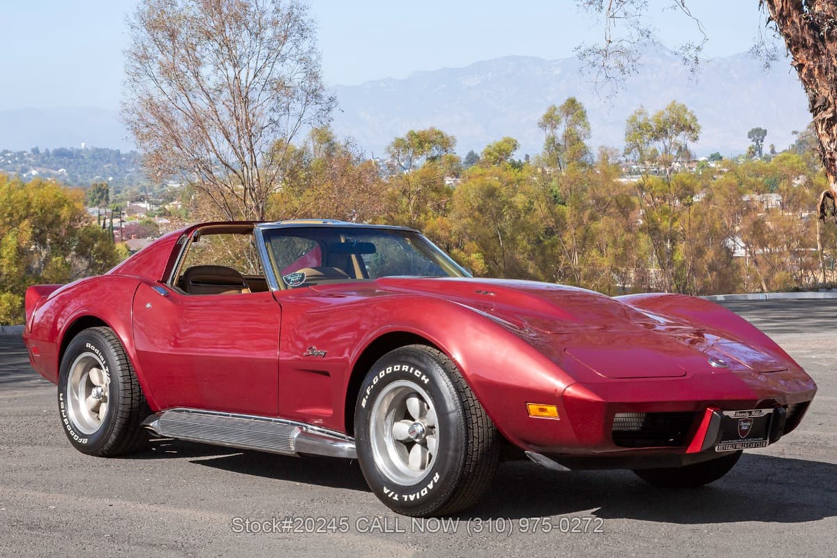 1975 Chevrolet Corvette T-Top 4-Speed — photo 1