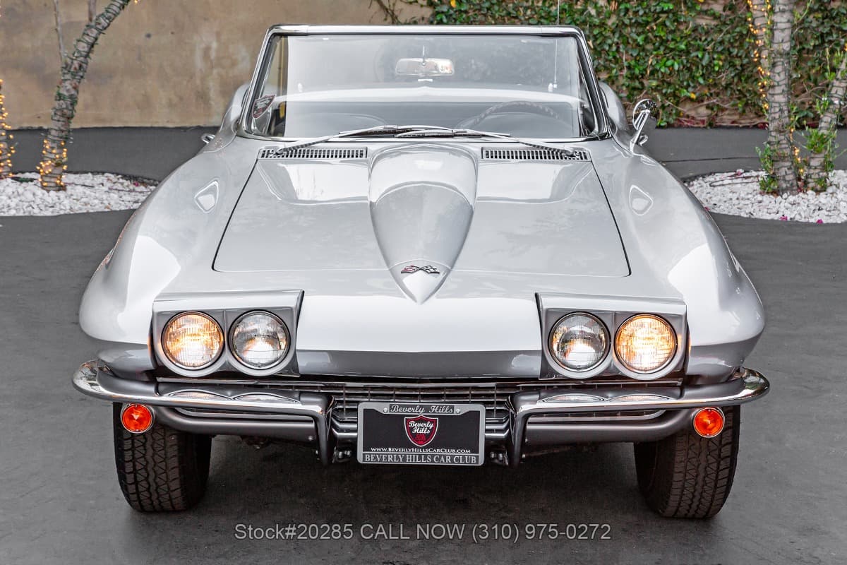 1967 Chevrolet Corvette Convertible Two-Top 4-Speed — photo 2