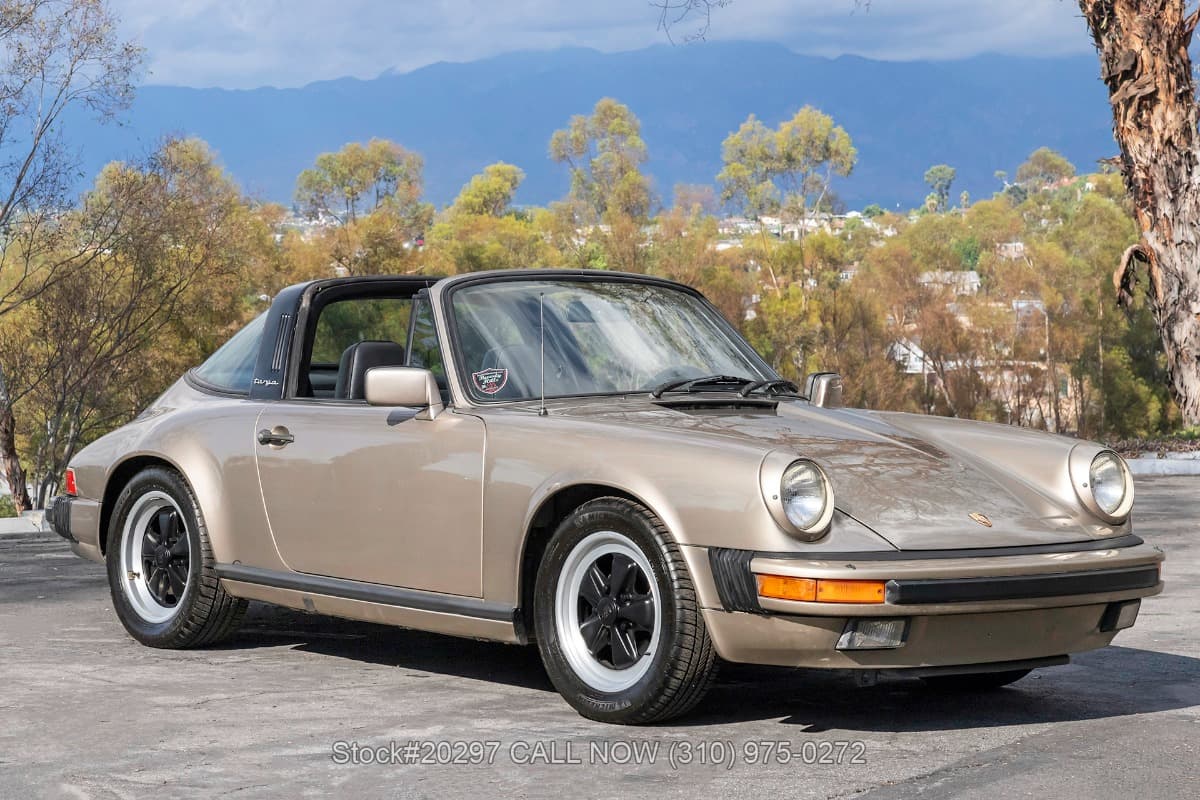 1984 Porsche Carrera 3.2 Targa β photo 1