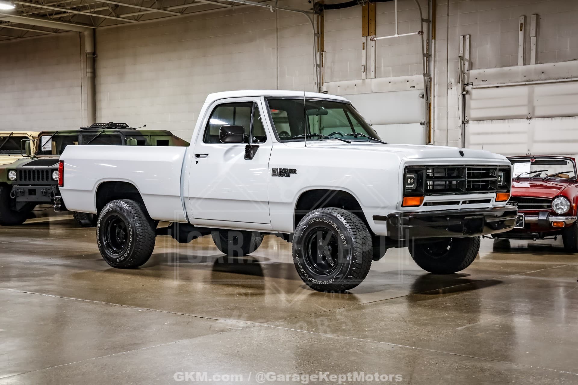 1987 Dodge W-100 Pickup β photo 1
