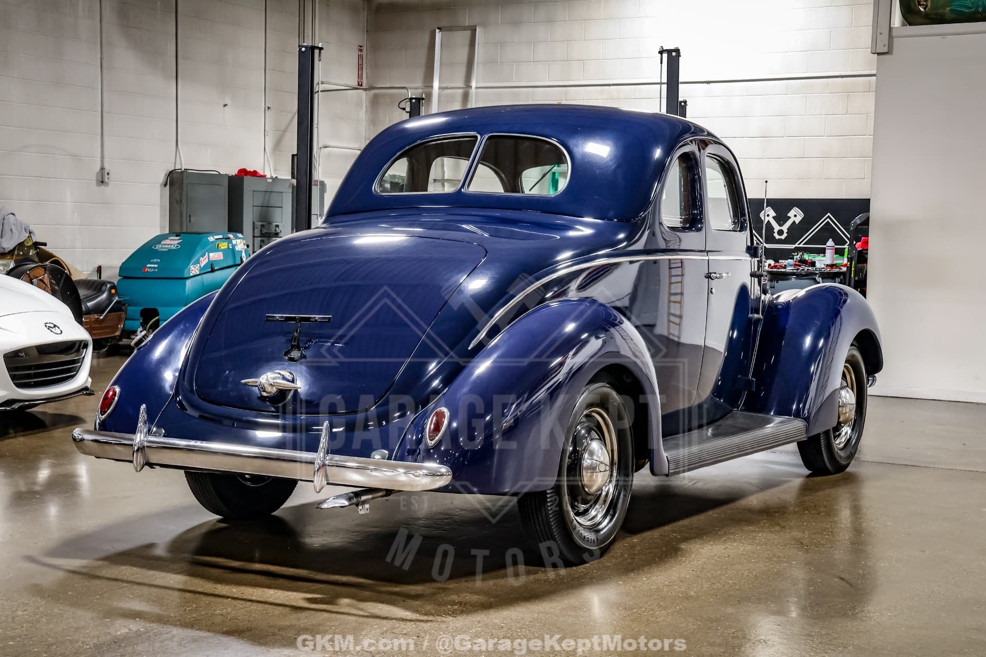 1938 Ford Coupe — photo 2