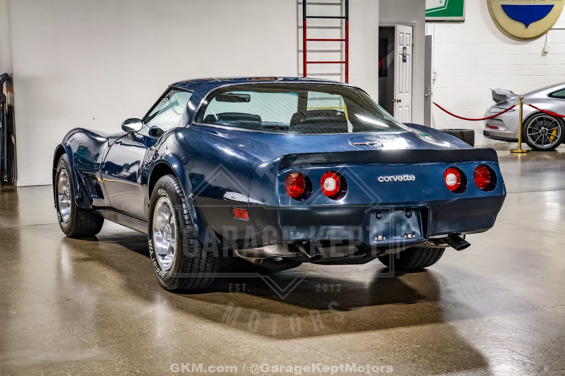 1981 Chevrolet Corvette — photo 2