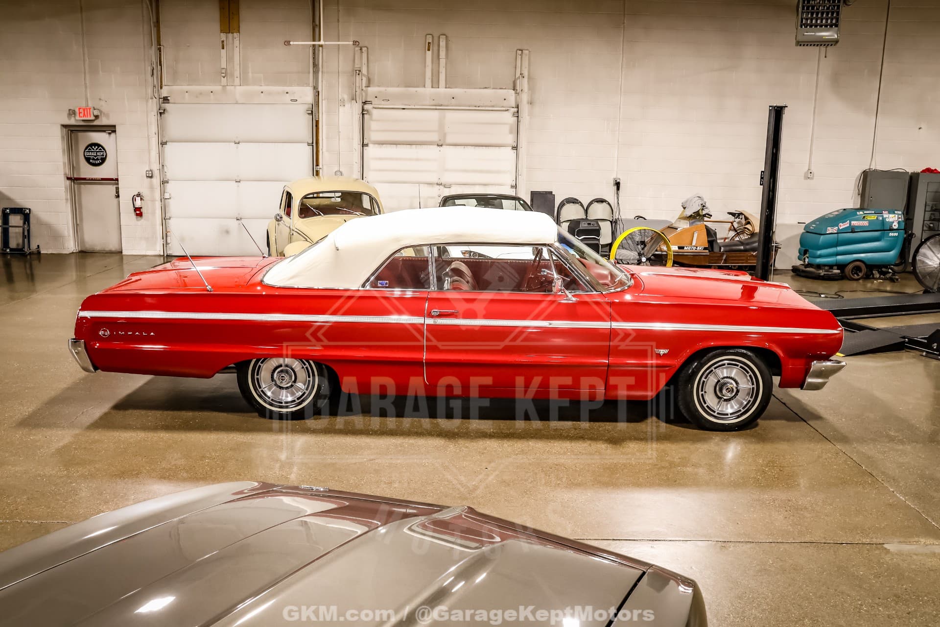 1964 Chevrolet Impala SS Convertible — photo 2