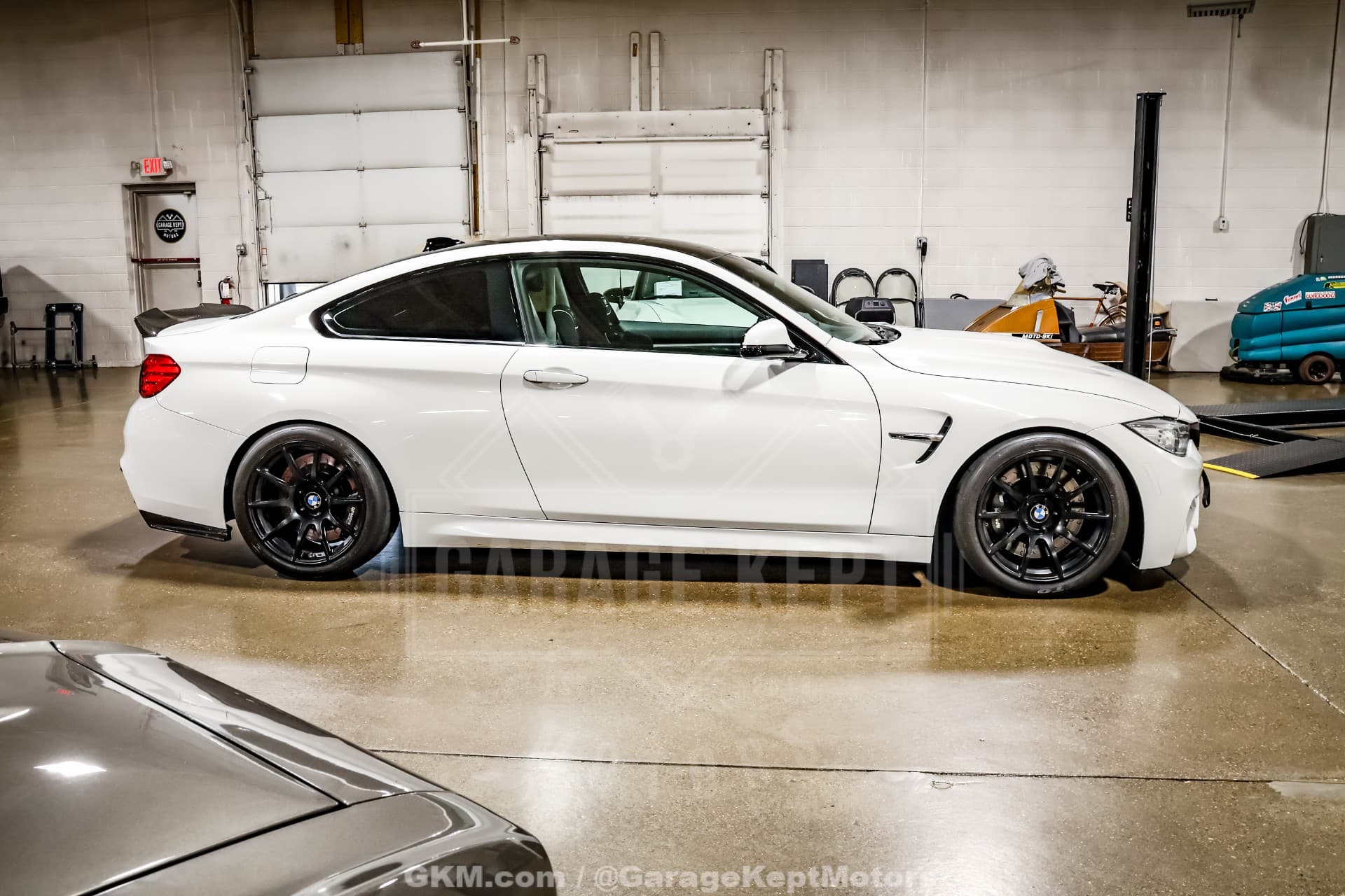 2015 BMW M4 β photo 2