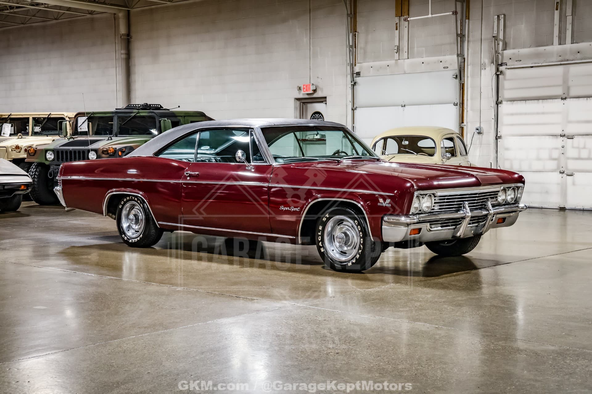 1966 Chevrolet Impala SS — photo 1