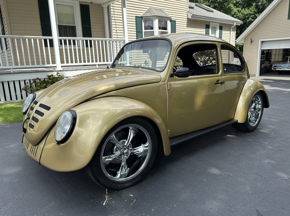 1974 Volkswagen Beetle LS Custom Restomod — photo 1