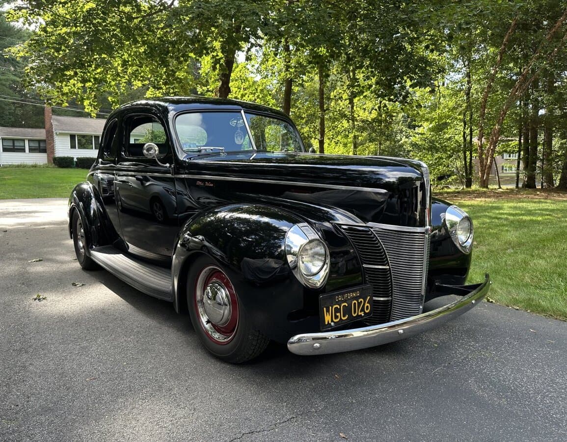 1940 Ford Deluxe Street Rod — photo 1
