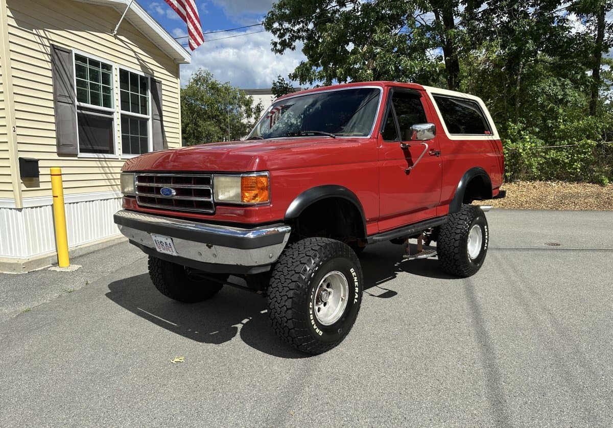 1990 Ford Bronco 4x4 Eddie Bauer Edition β photo 1