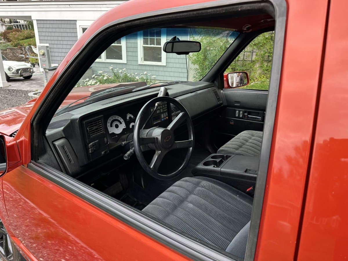 1988 Chevrolet Silverado C1500 Restomod Pickup — photo 30
