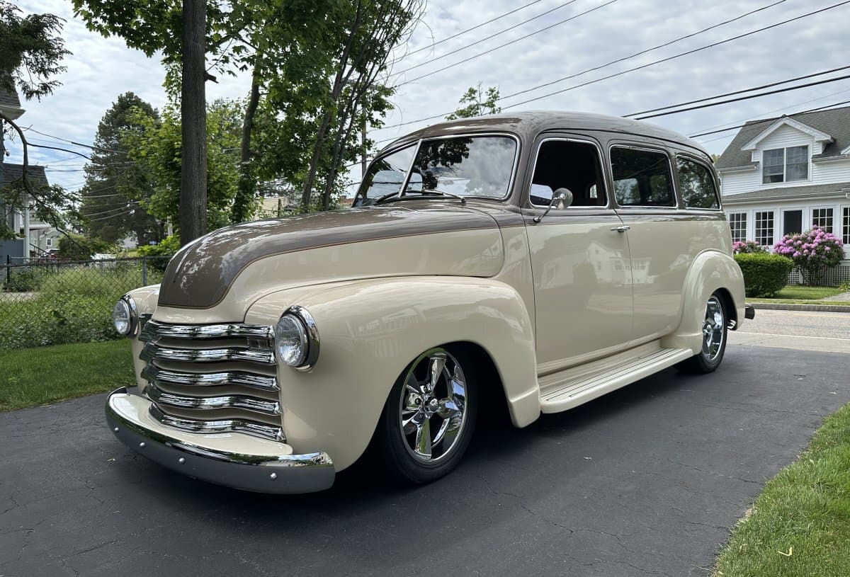 1949 Chevrolet Suburban Restomod β photo 1