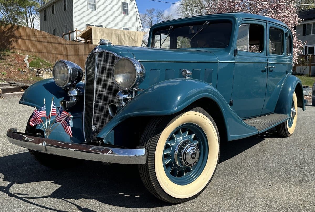 1933 Buick Model 57 Sedan — photo 1