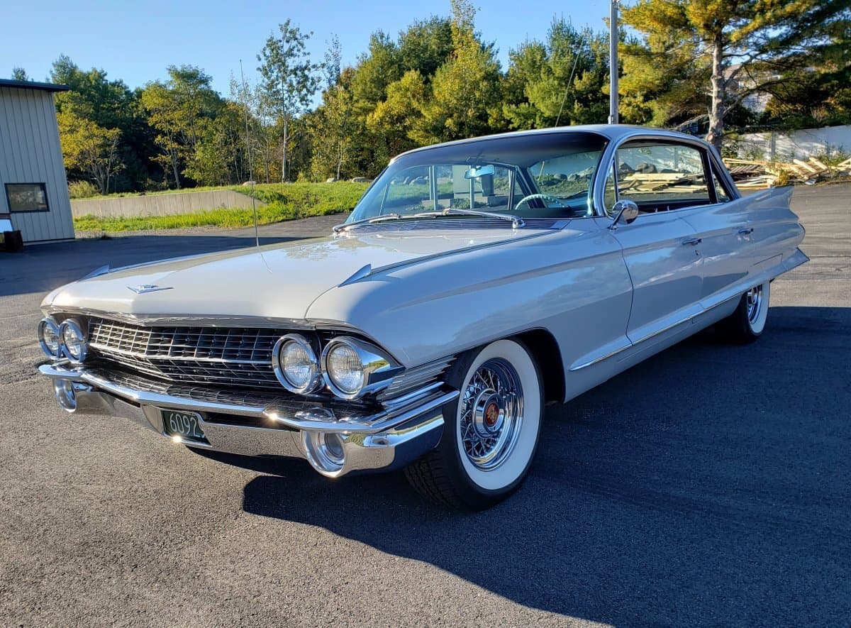1961 Cadillac Town Sedan Short Deck — photo 1