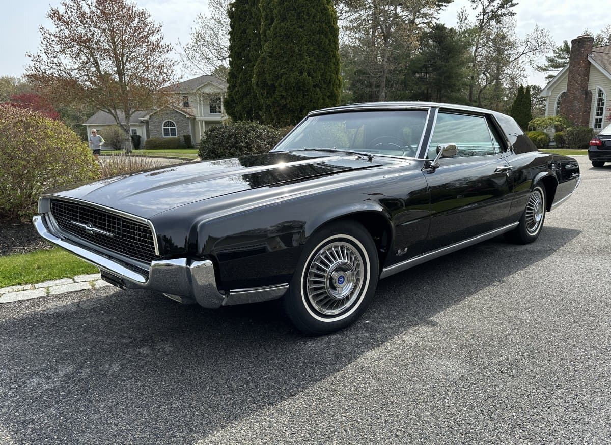 1967 Ford Thunderbird 428 Coupe — photo 1