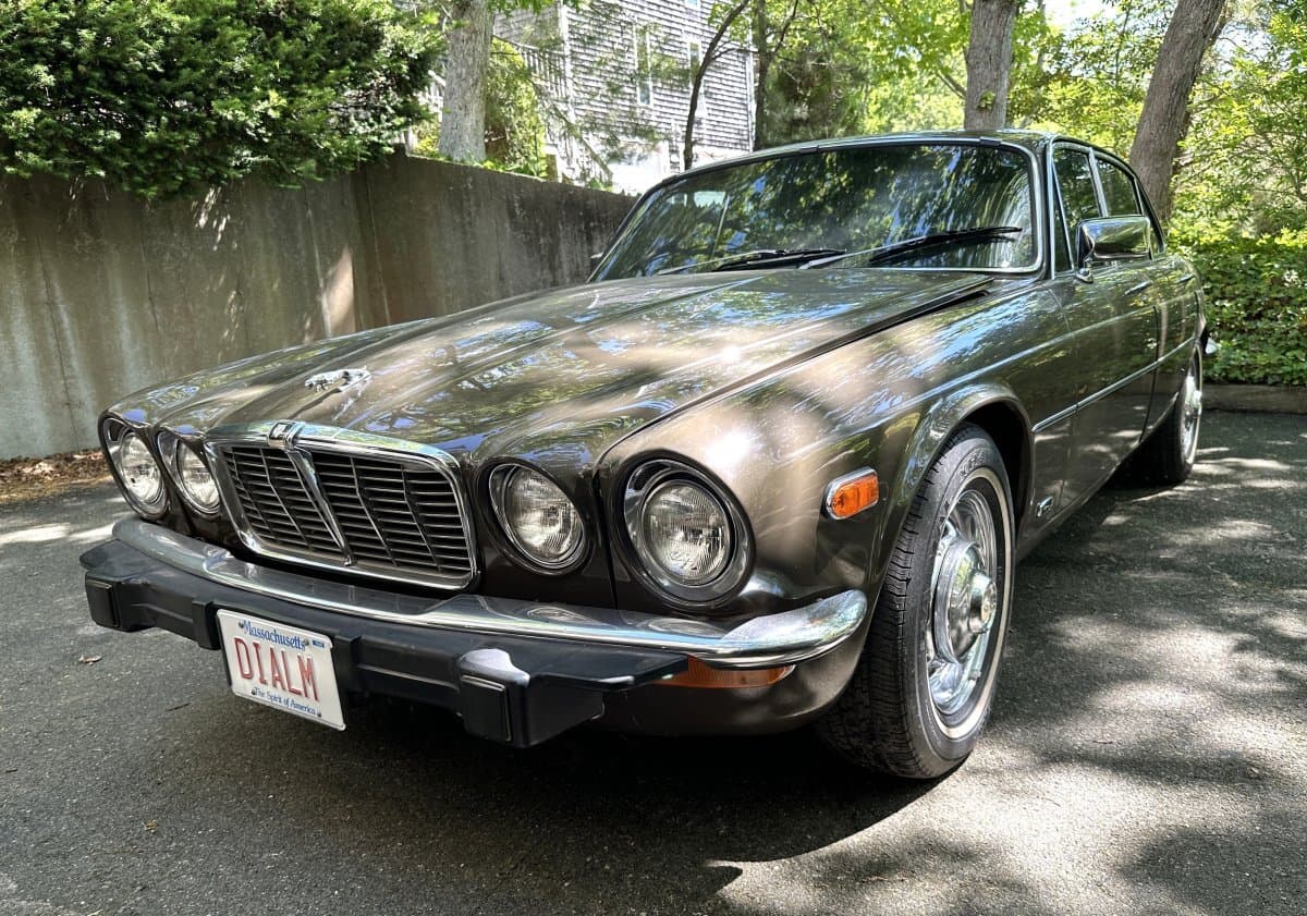 1972 Jaguar XJ6 L β photo 1