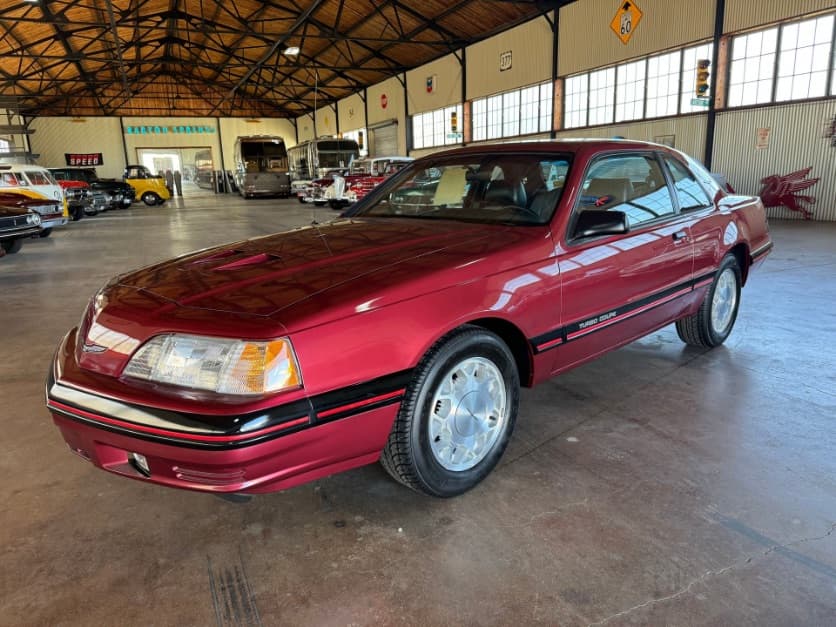 1988 Ford Thunderbird — photo 1
