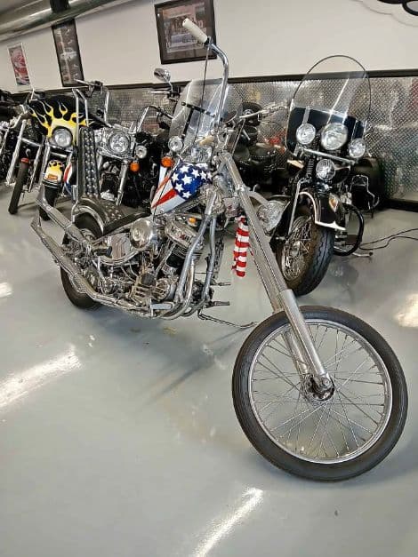 2022 Harley Davidson Street Glide — photo 1