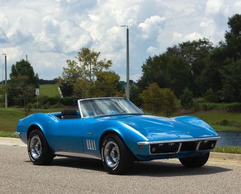 1969 Chevrolet Corvette C3 — photo 1