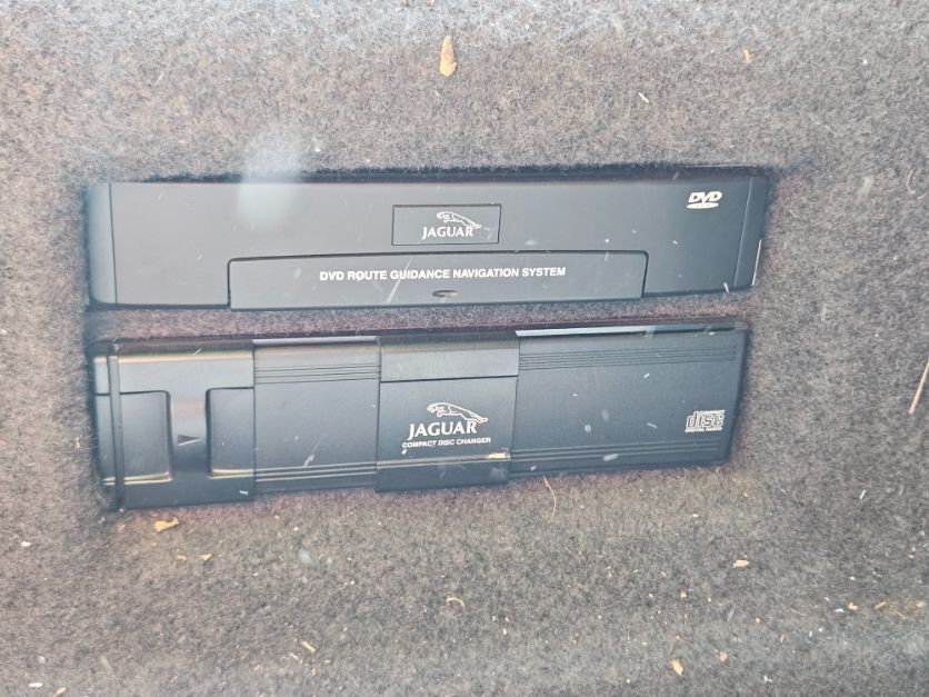 2000 Jaguar XJ Vanden Plas — photo 19